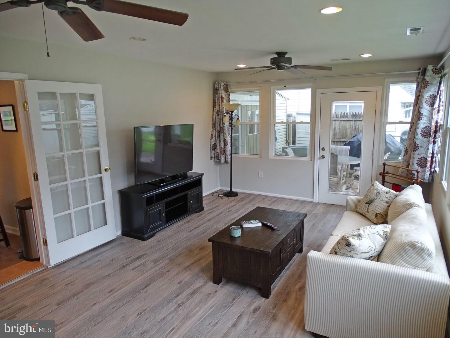43 Iris Road Levittown, PA 19057 - Photo 12 of 25 Family Room