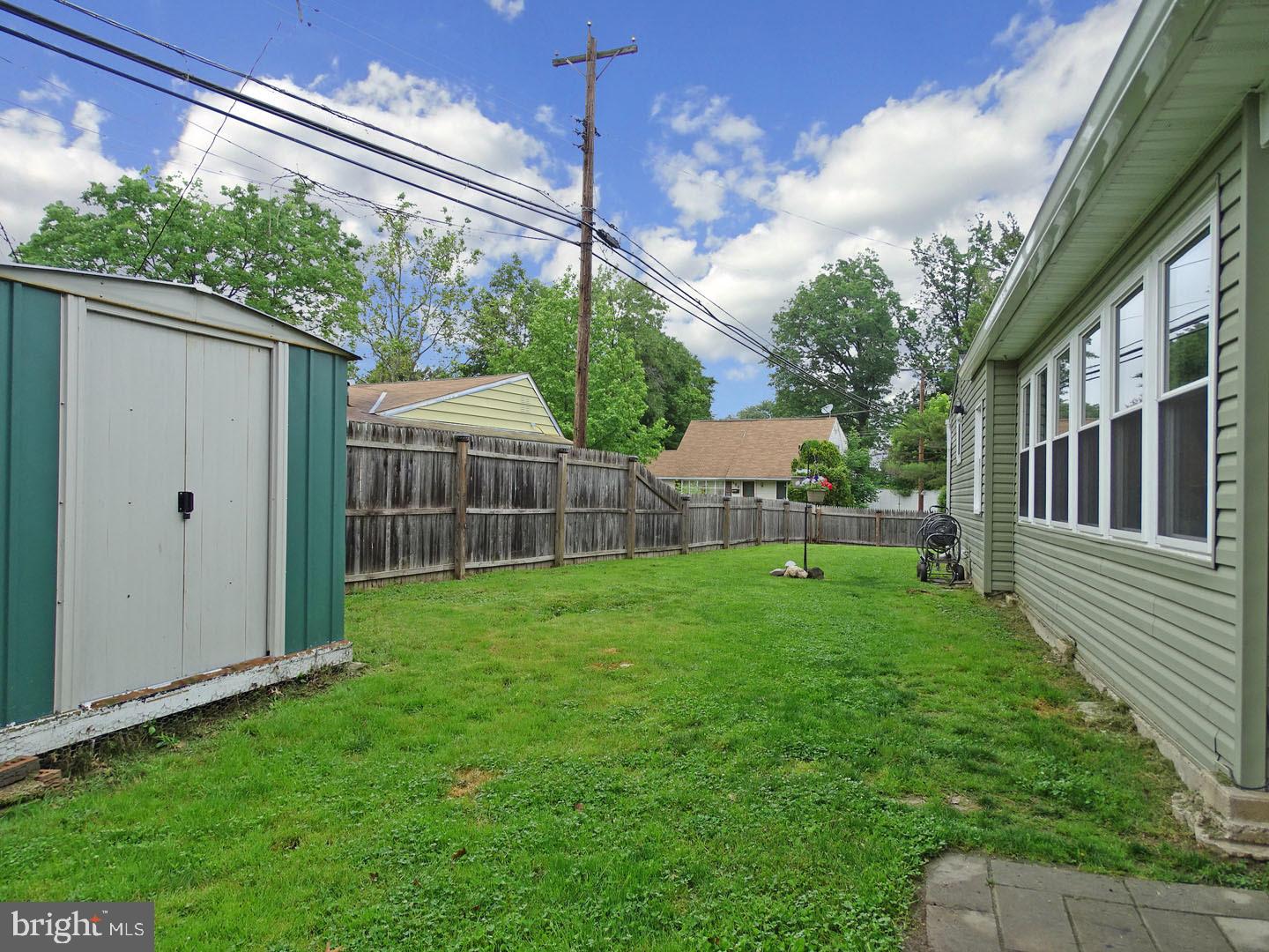 43 Iris Road Levittown, PA 19057 - Photo 24 of 25 Exterior Back