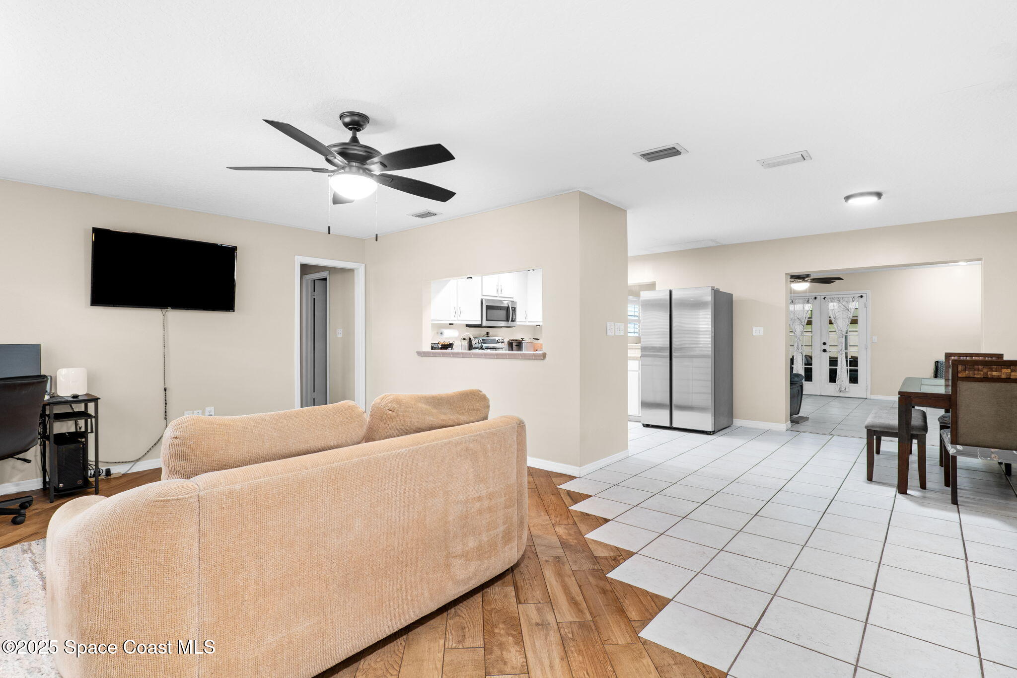 999 Emerald Road Southeast Palm Bay, FL 32909 - Photo 4 of 25 16-web-or-mls-Emerald-16