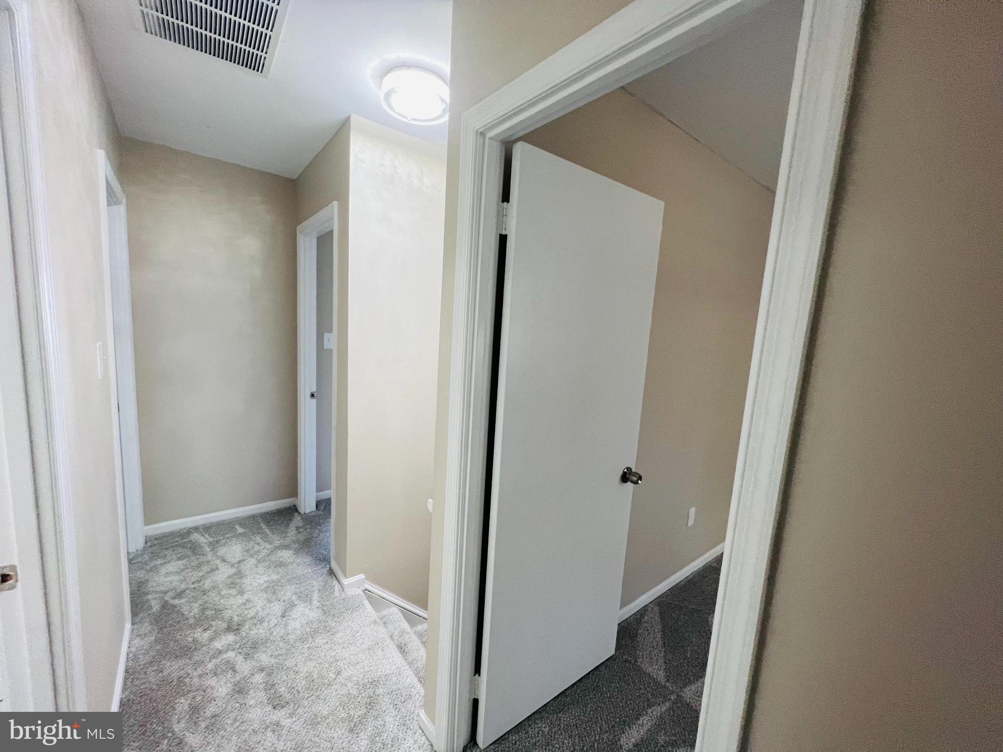 9112 Roundleaf Way Gaithersburg, MD 20879 - Photo 17 of 28