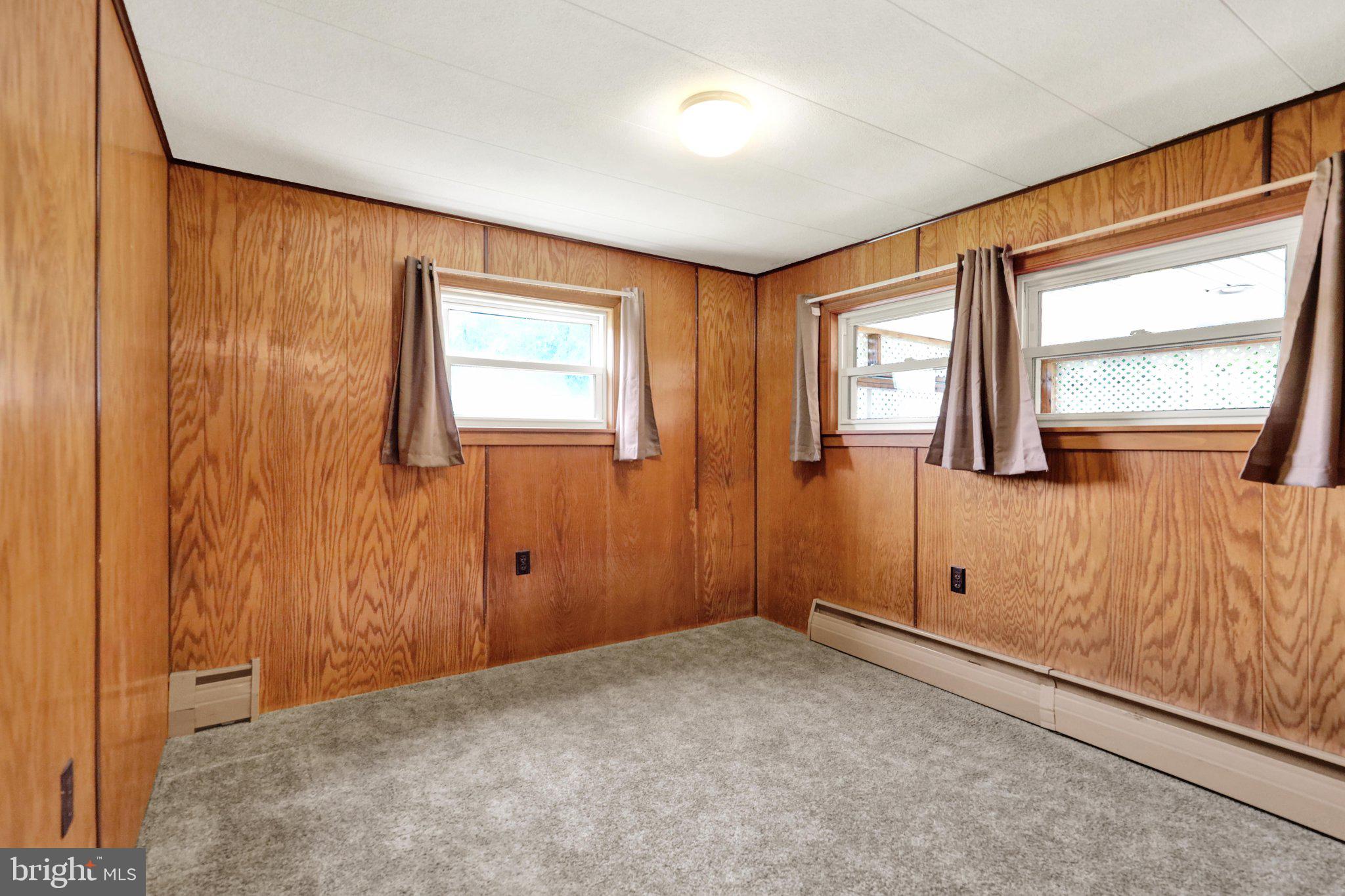 357 Twin County Road Morgantown, PA 19543 - Photo 16 of 39 1st Bedroom