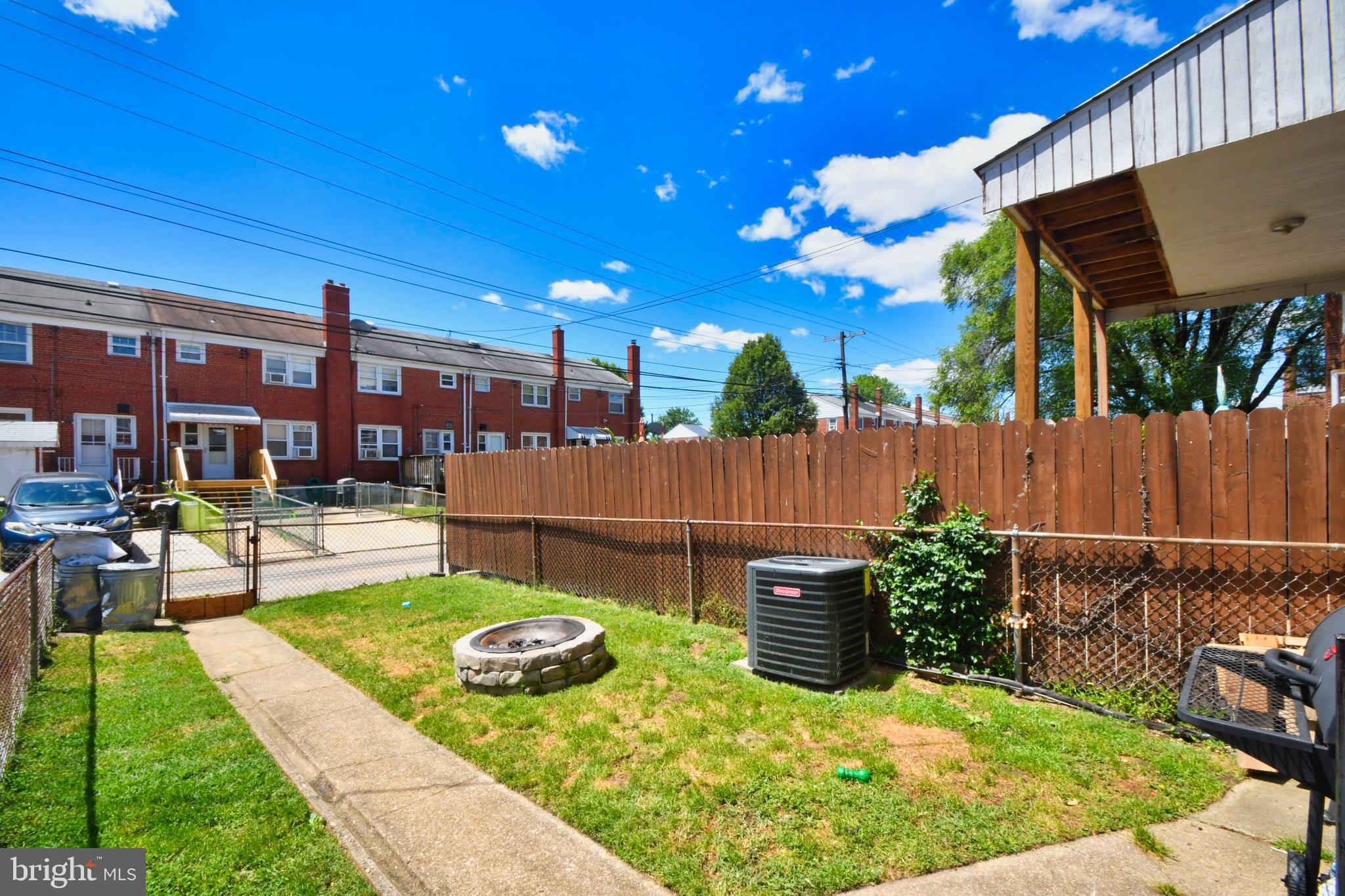 909 Arncliffe Road Baltimore, MD 21221 - Photo 2 of 35