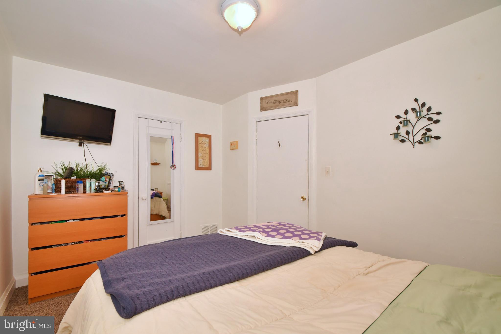 909 Arncliffe Road Baltimore, MD 21221 - Photo 15 of 35