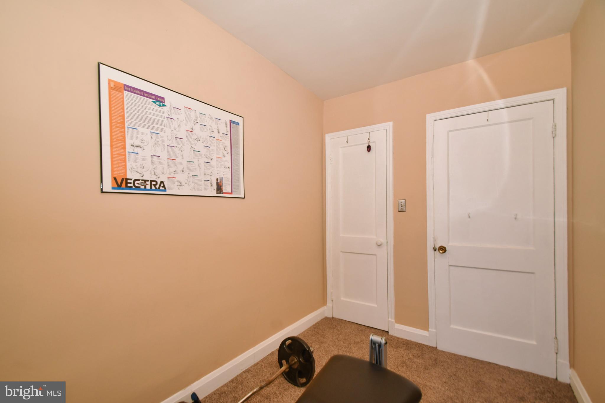 909 Arncliffe Road Baltimore, MD 21221 - Photo 20 of 35