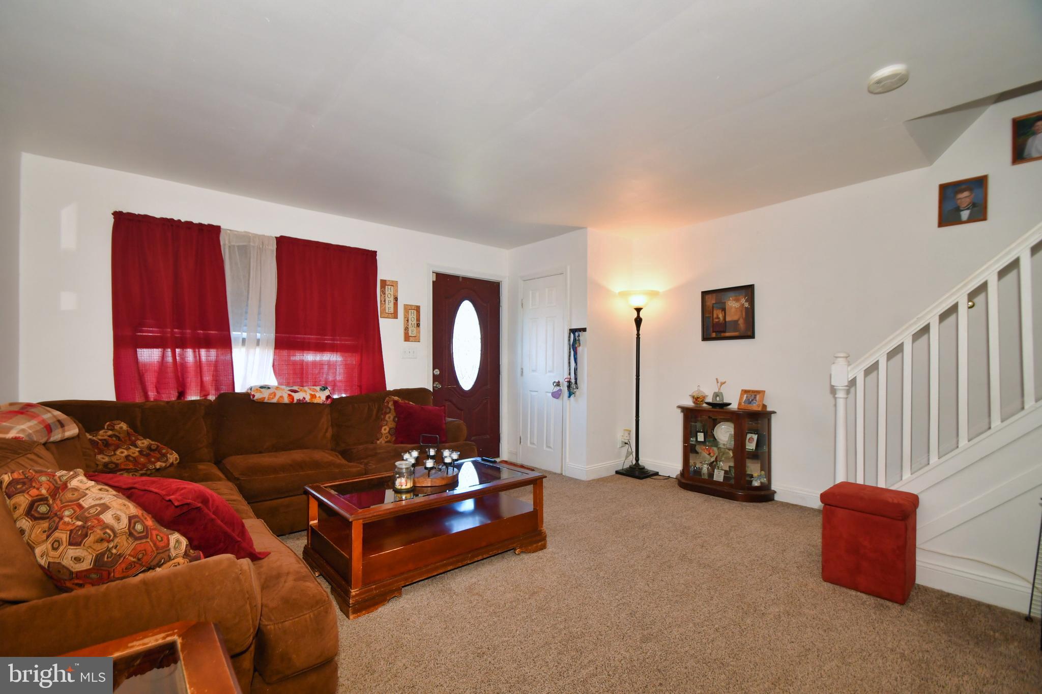 909 Arncliffe Road Baltimore, MD 21221 - Photo 4 of 35