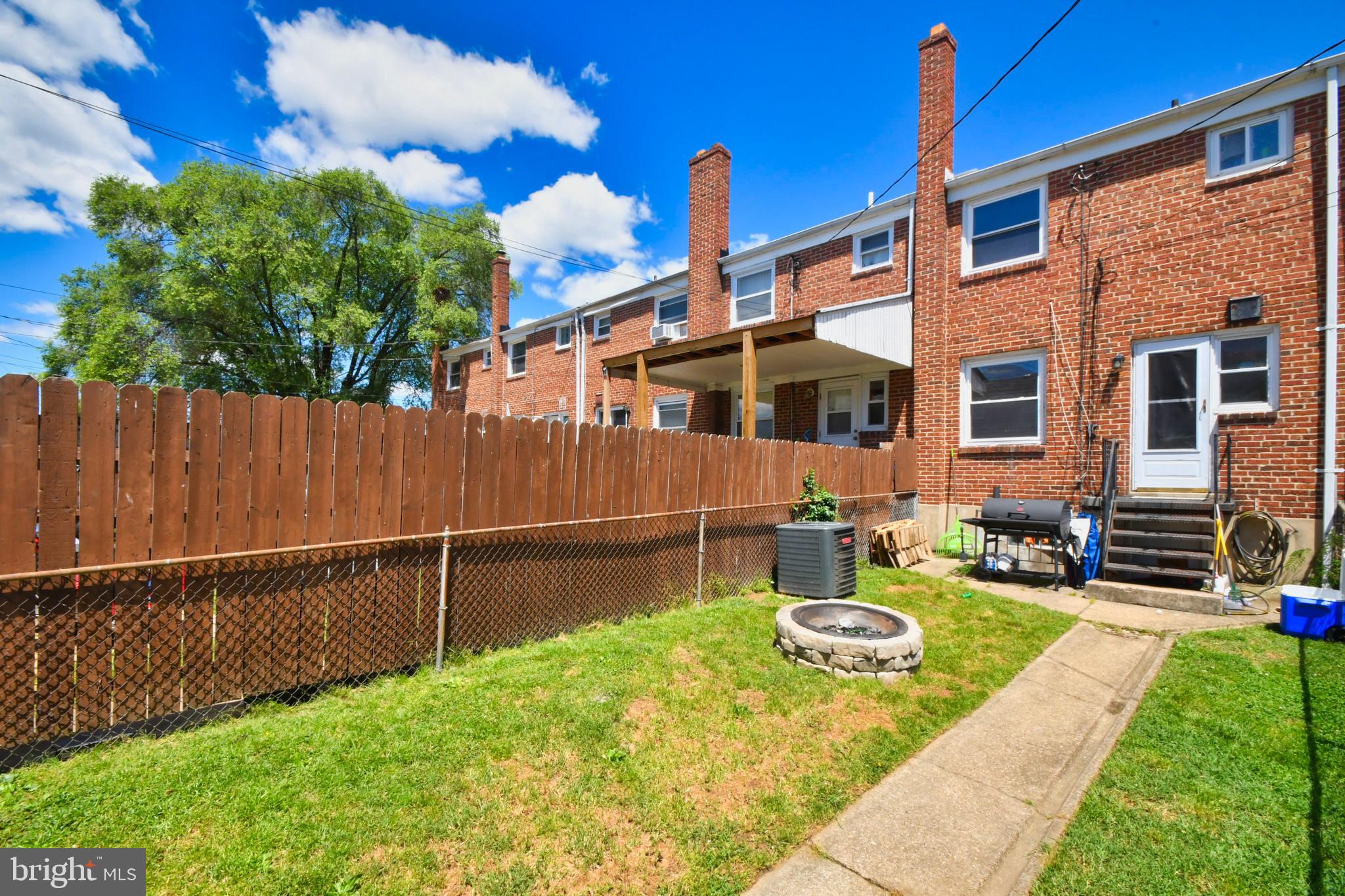 909 Arncliffe Road Baltimore, MD 21221 - Photo 8 of 35