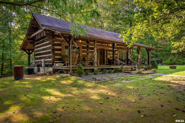 $289,000 | 220 Timber Ridge Lane, Jonesboro, IL 62952