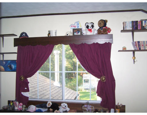 126 Holyoke Road Westfield, MA 01085 - Photo 15 of 24 Gallery Image 15
