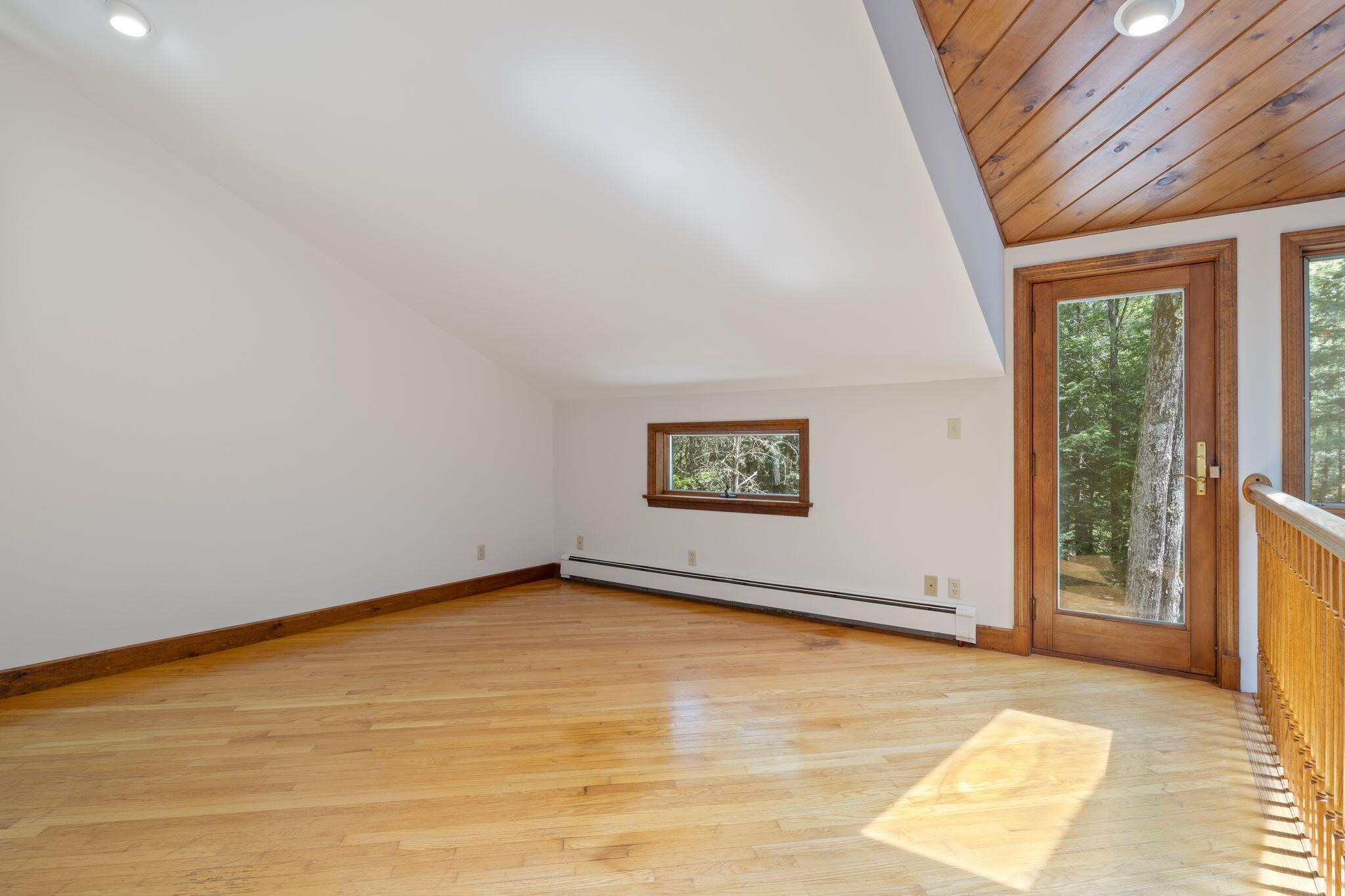358 Pine Hill Road Berwick, ME 03901 - Photo 35 of 76 Second Floor