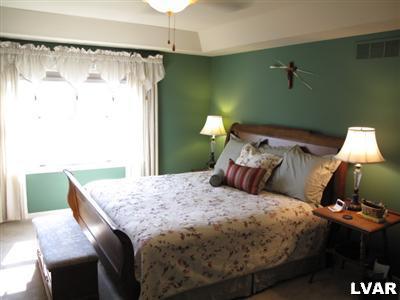 3071 Muirfield Road Center Valley, PA 18034 - Photo 13 of 18 Gallery Image 13
