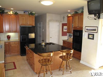 3071 Muirfield Road Center Valley, PA 18034 - Photo 10 of 18 Gallery Image 10