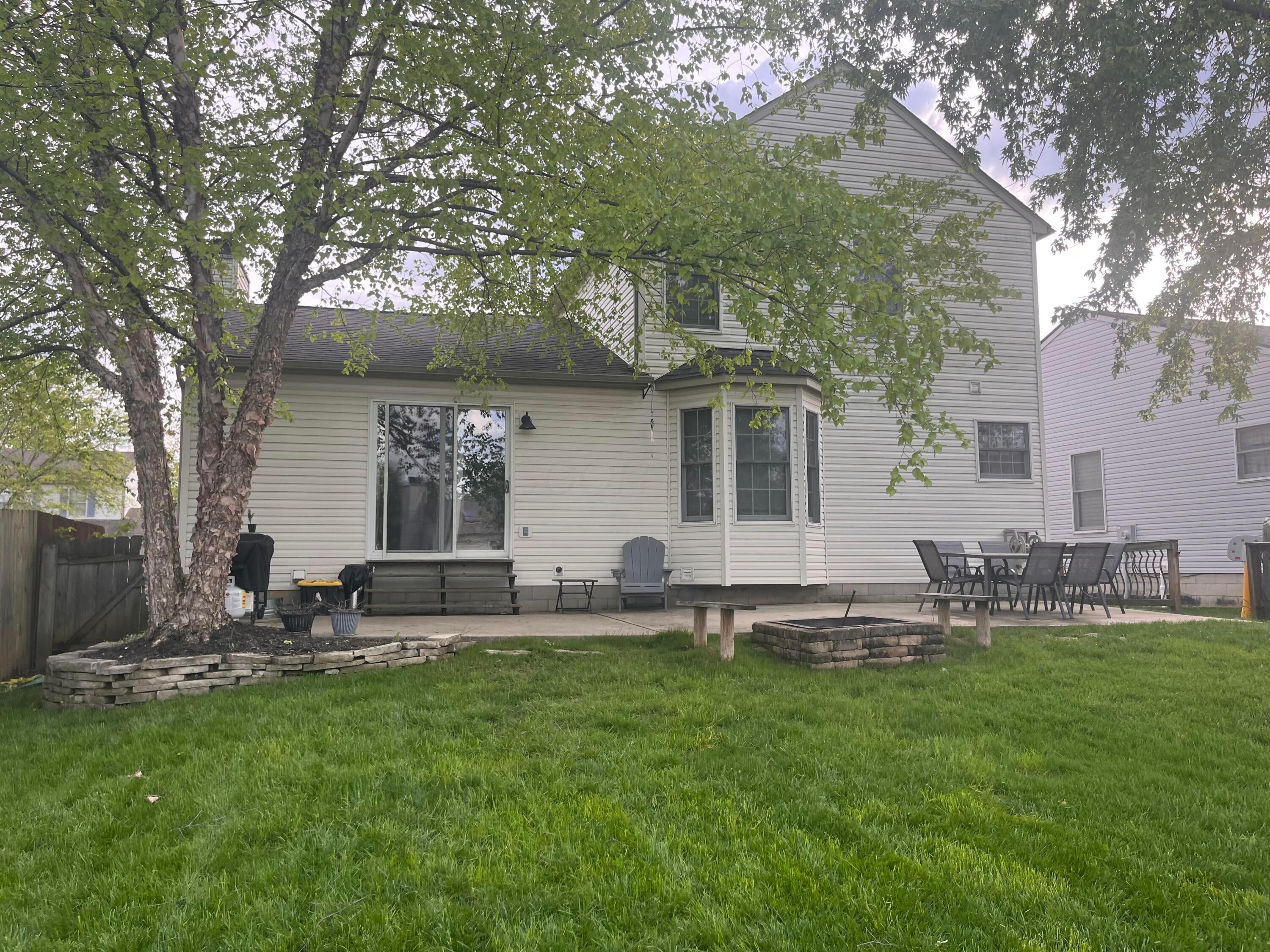 2984 Crocker Run Road Grove City, OH 43123 - Photo 2 of 3 crocker back 1