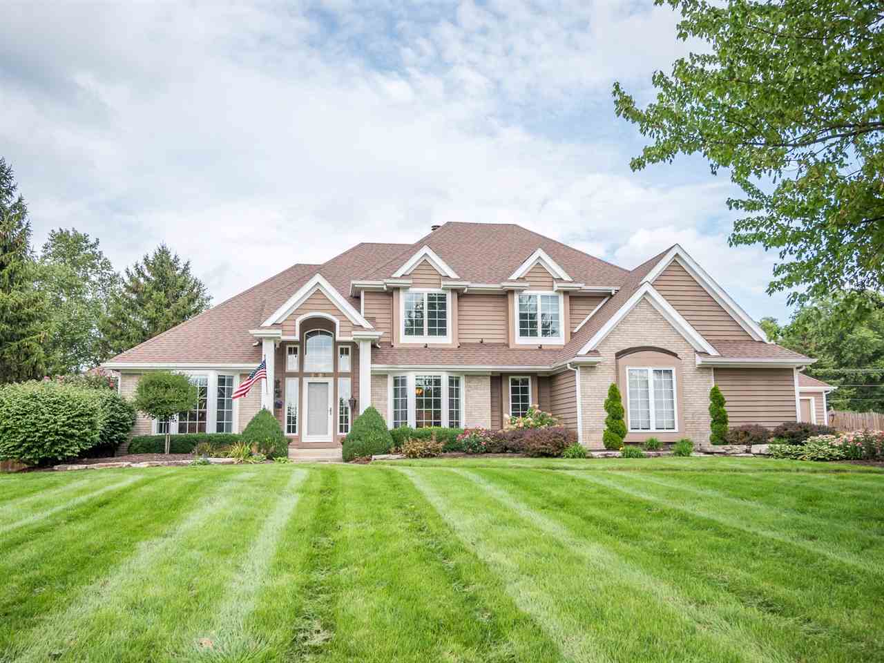 9203 Valley Forge Place Fort Wayne, IN 46835 - Photo 1 of 36