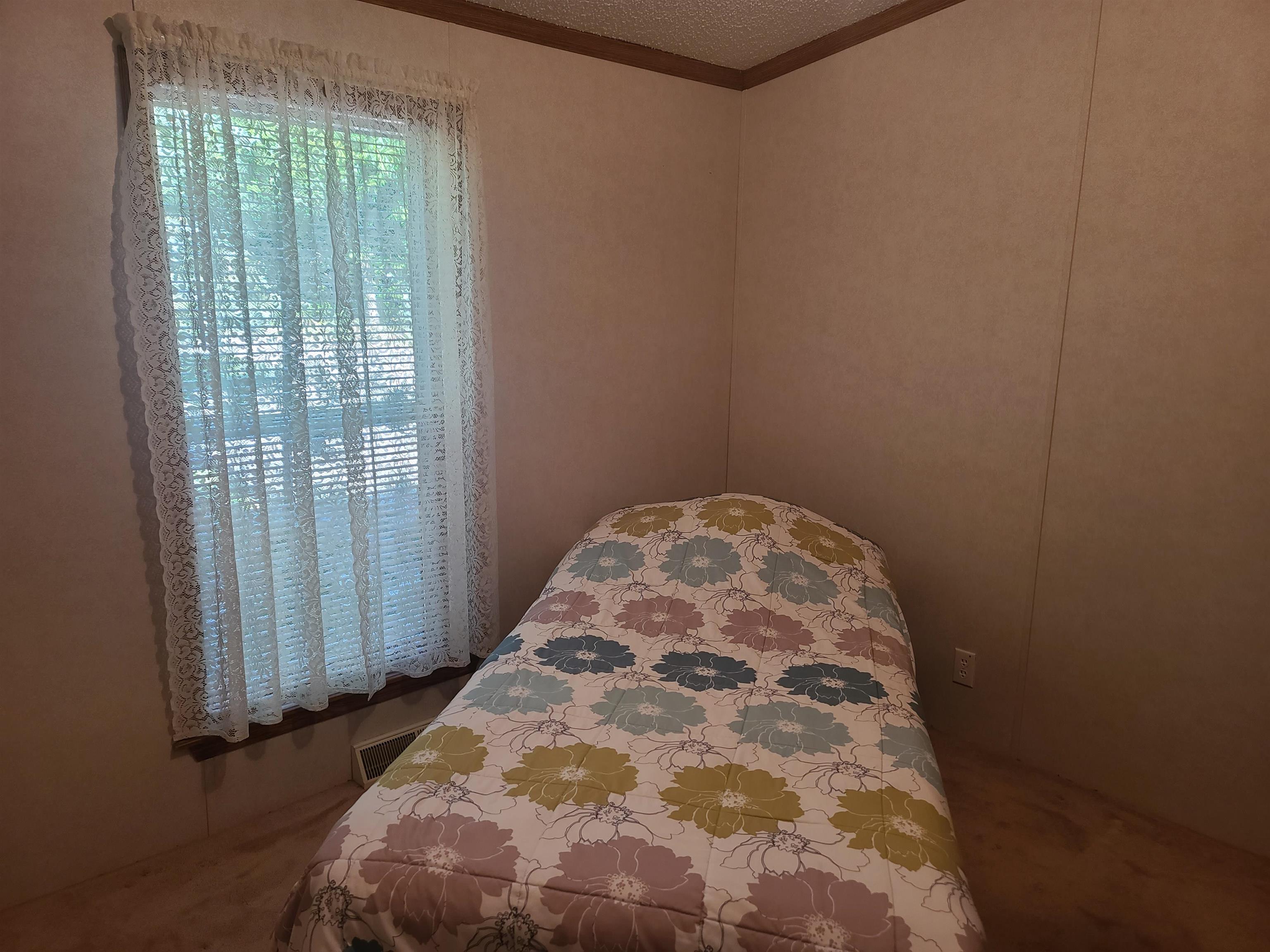 7285 Creighton Road Southwest South Boardman, MI 49680 - Photo 15 of 20 1903944-14.JPG