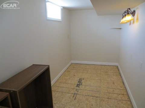 10127 North Center Road Clio, MI 48420 - Photo 19 of 21 20432918-18.JPG