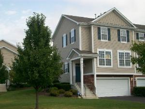 632 Declaration Lane Aurora, IL 60502 - Photo 1 of 12