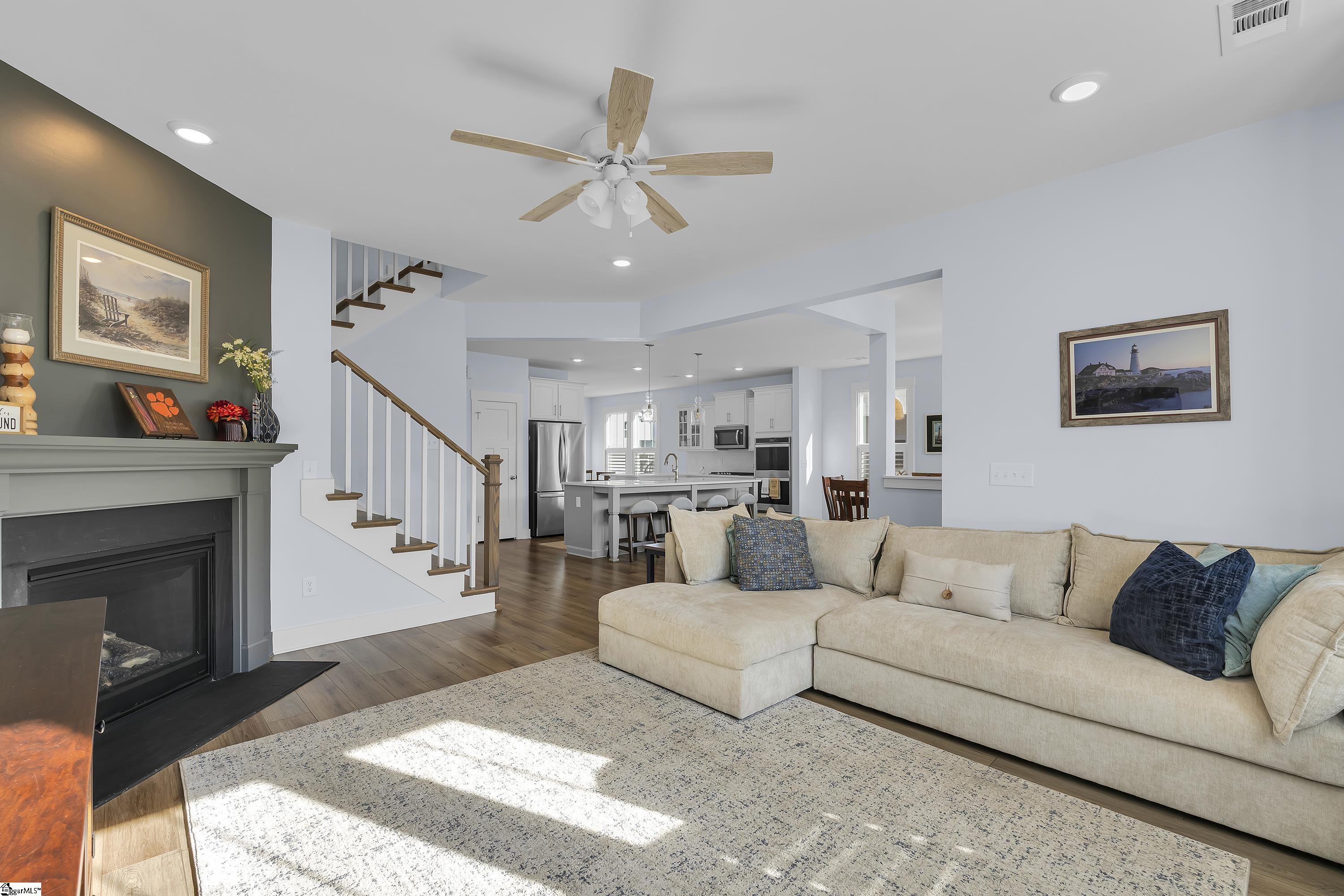 125 Kirkstone Drive Greenville, SC 29607 - Photo 12 of 33