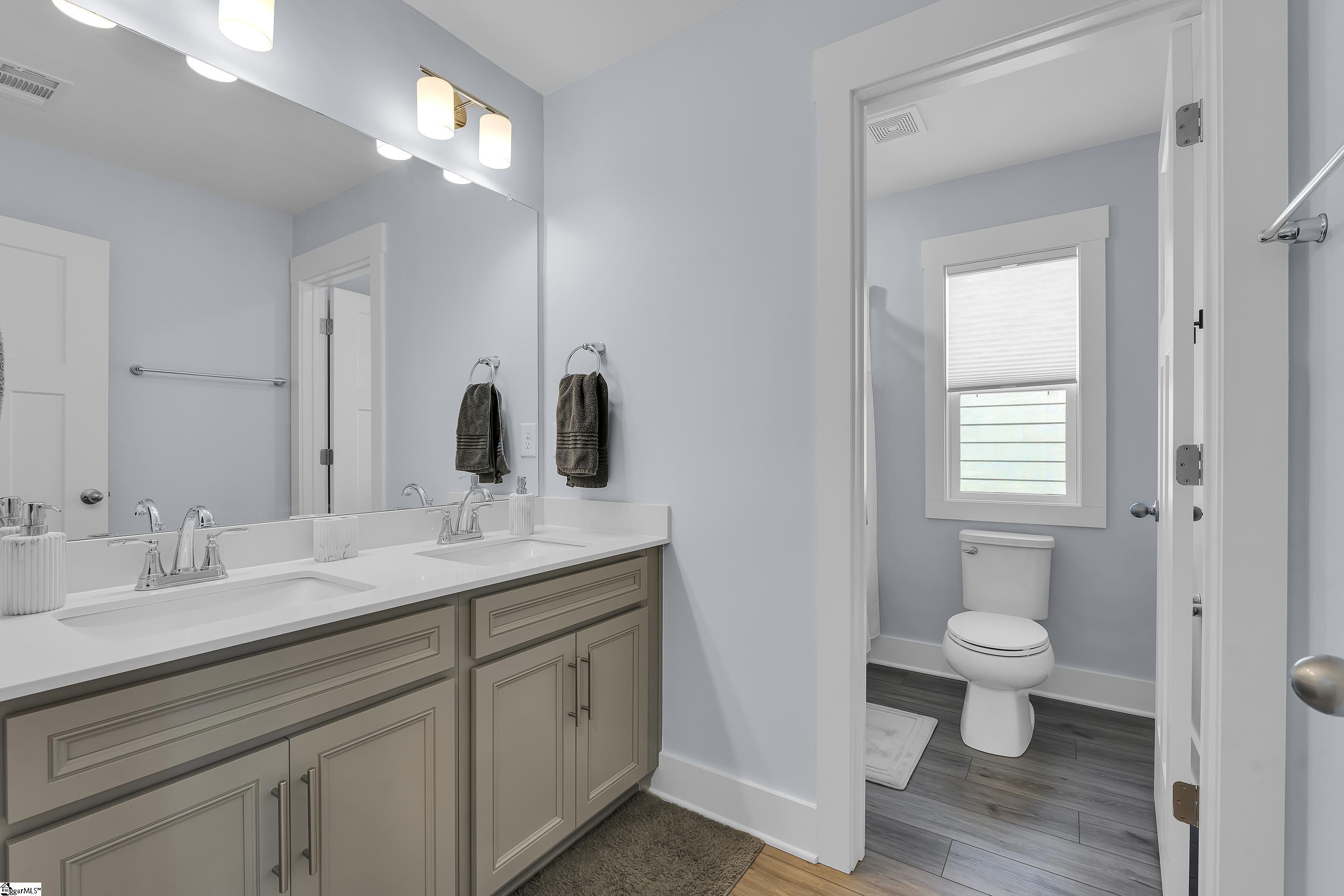 125 Kirkstone Drive Greenville, SC 29607 - Photo 26 of 33