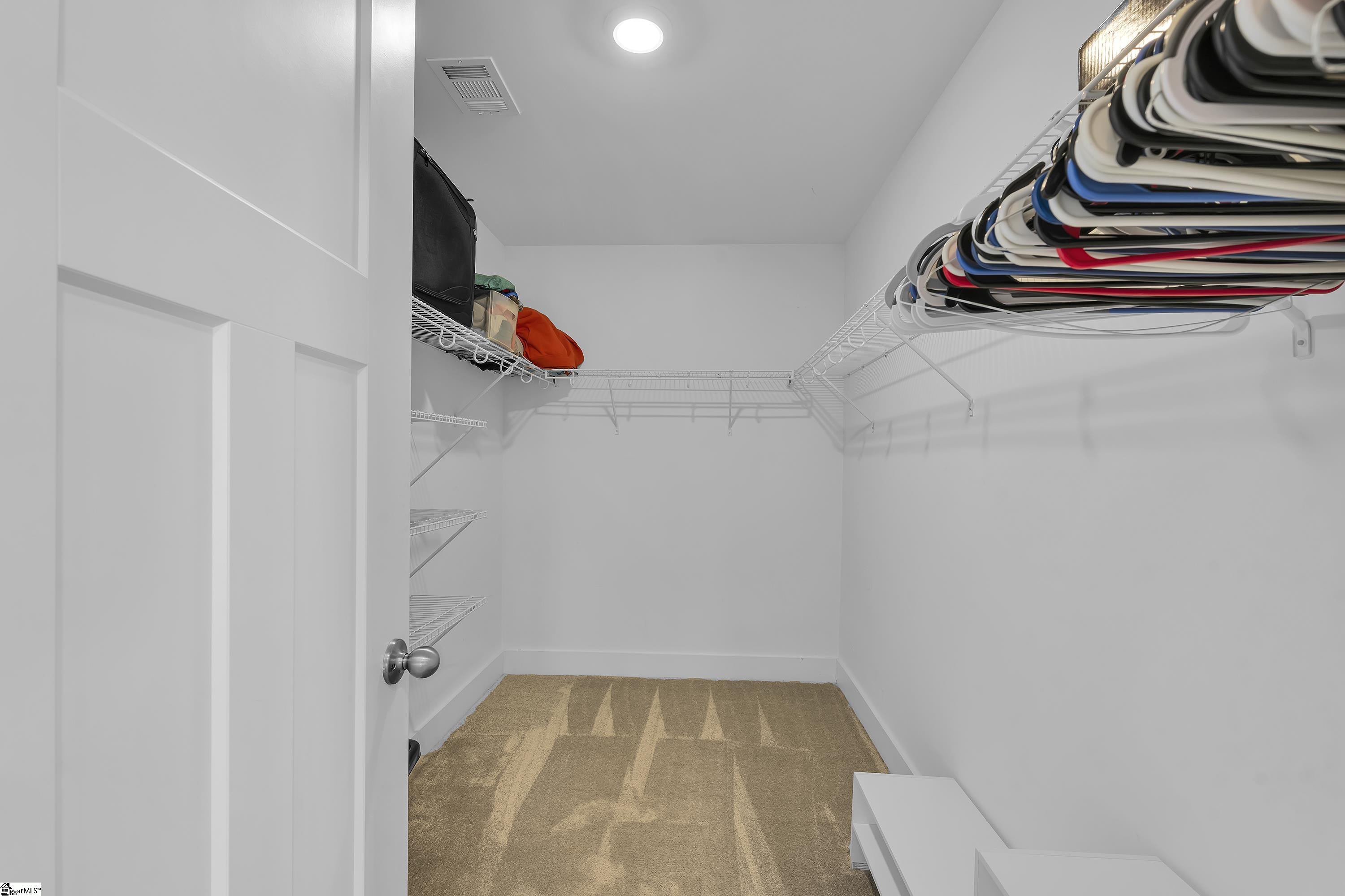 125 Kirkstone Drive Greenville, SC 29607 - Photo 4 of 33