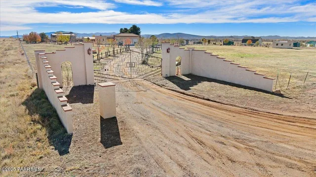$1,499,999 | 8959 East Lonesome Valley Road, Prescott Valley, AZ 86315