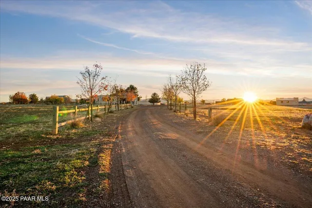 $1,499,999 | 8959 East Lonesome Valley Road, Prescott Valley, AZ 86315
