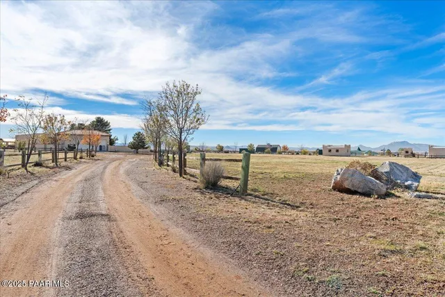 $1,499,999 | 8959 East Lonesome Valley Road, Prescott Valley, AZ 86315