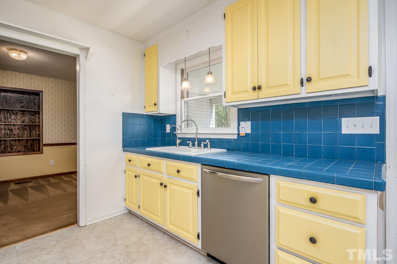 800 Avalon Road Durham, NC 27704 - Photo 7 of 30