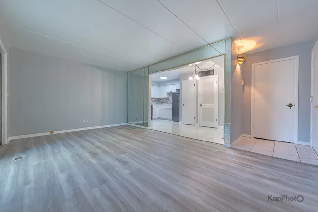 $70,000 | 669 Chappel Avenue, Unit 1A, Calumet City, IL 60409