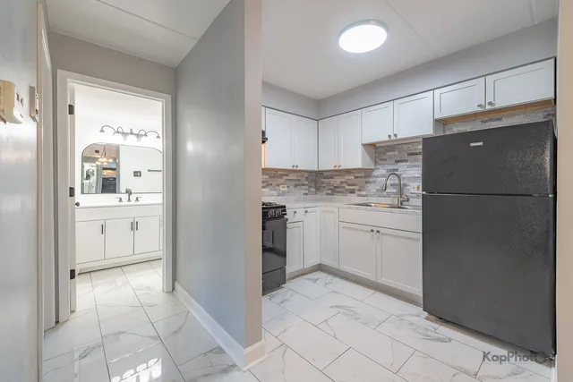 $70,000 | 669 Chappel Avenue, Unit 1A, Calumet City, IL 60409