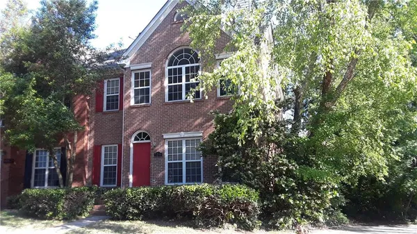 $2,300 | 3299 Hampton Green Way, Atlanta, GA 30340