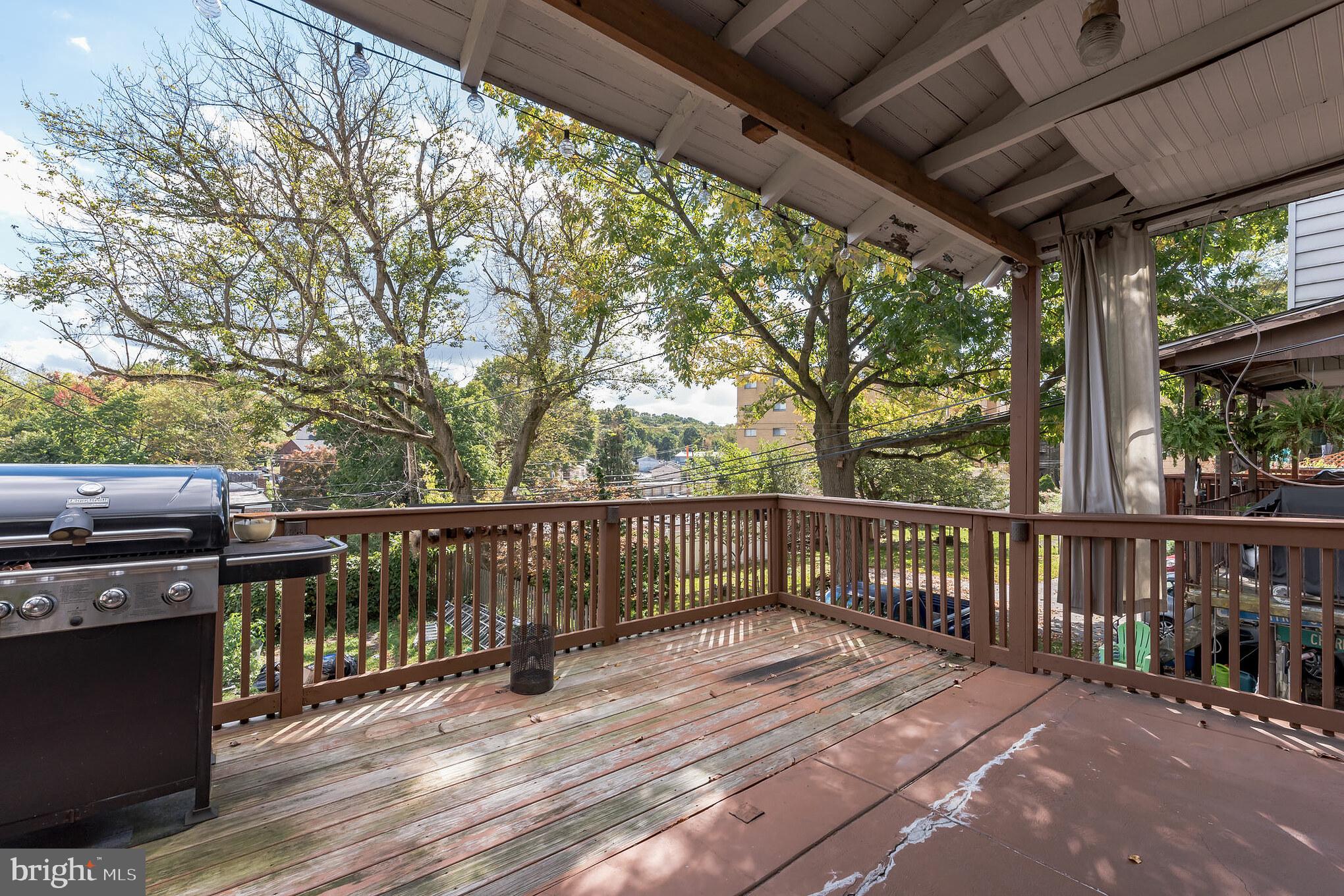 4950 State Road Drexel Hill, PA 19026 - Photo 30 of 32 Deck