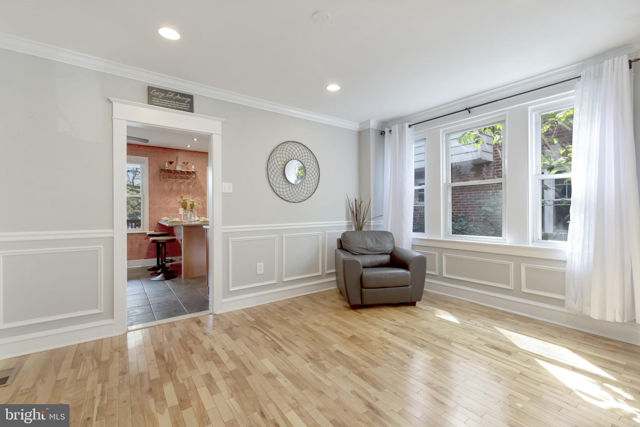 4950 State Road Drexel Hill, PA 19026 - Photo 6 of 32 Dining/Sitting Area