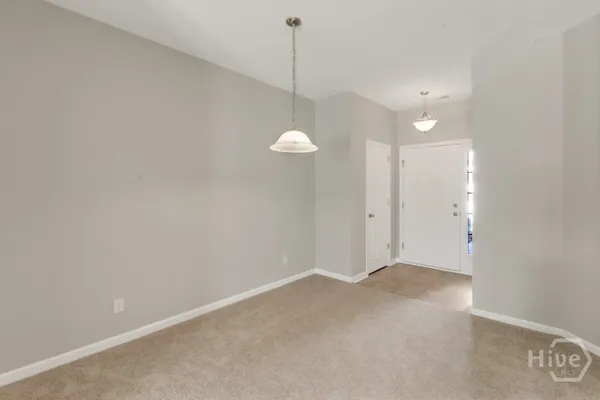 $1,900 | 65 Canyon Oak Loop, Richmond Hill, GA 31324