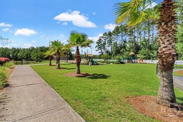 $1,900 | 65 Canyon Oak Loop, Richmond Hill, GA 31324