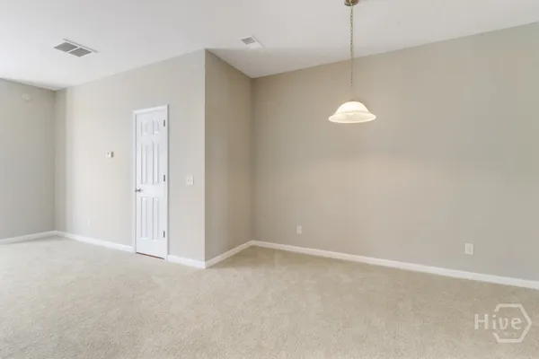 $1,900 | 65 Canyon Oak Loop, Richmond Hill, GA 31324