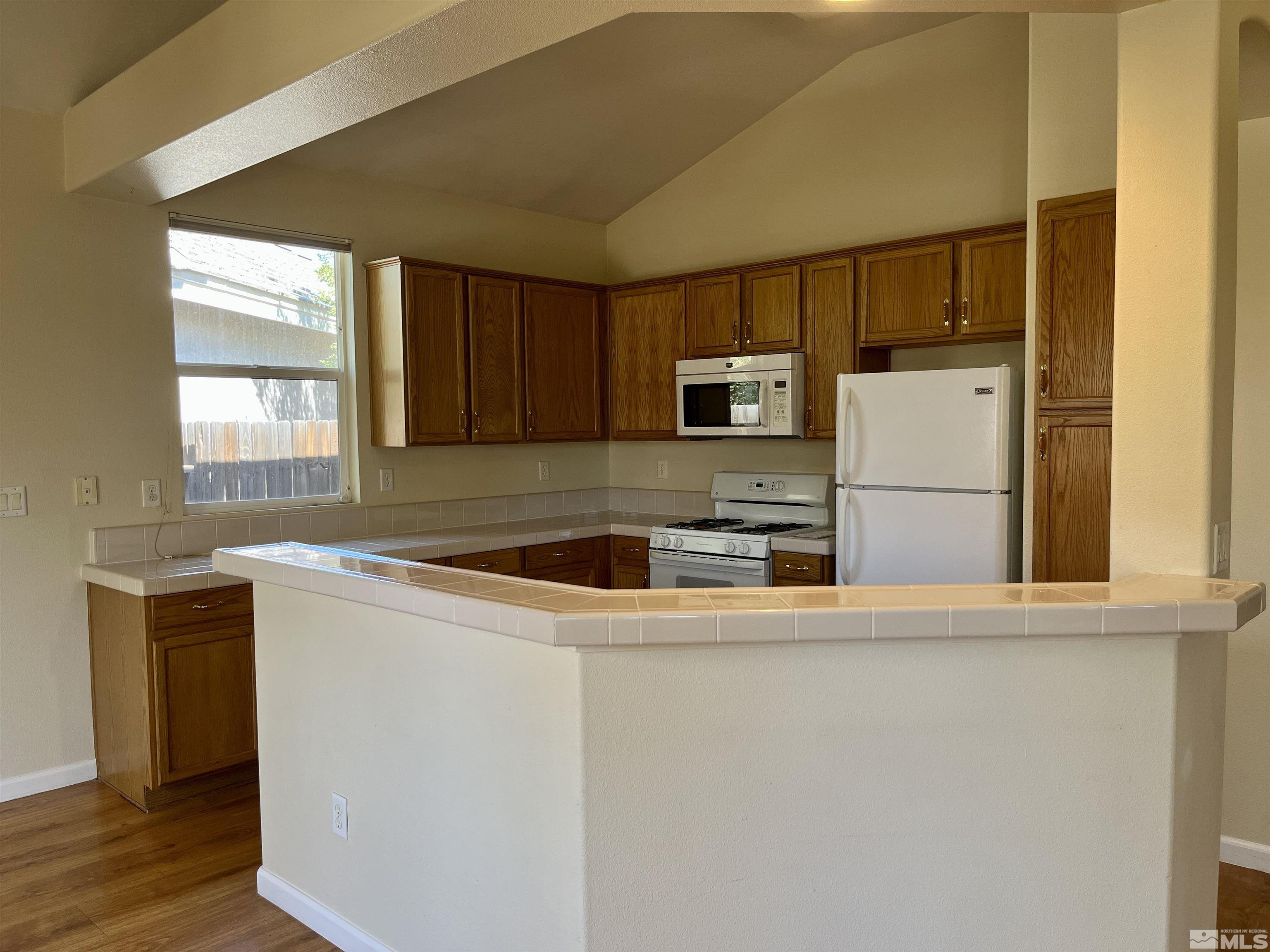 9704 Ripple Way Reno, NV 89521 - Photo 4 of 27 Photo 5