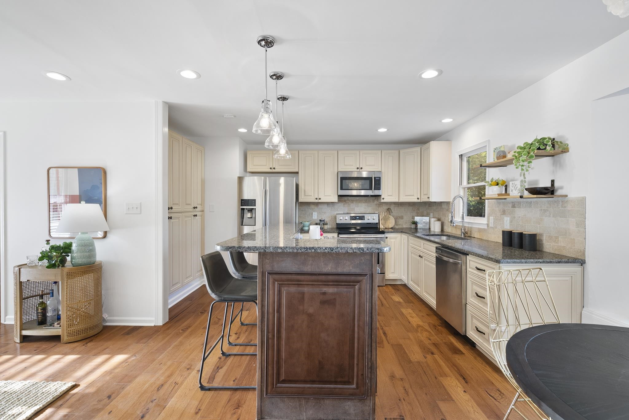 600 Merrie Road Raleigh, NC 27606 - Photo 13 of 33 Photo 13