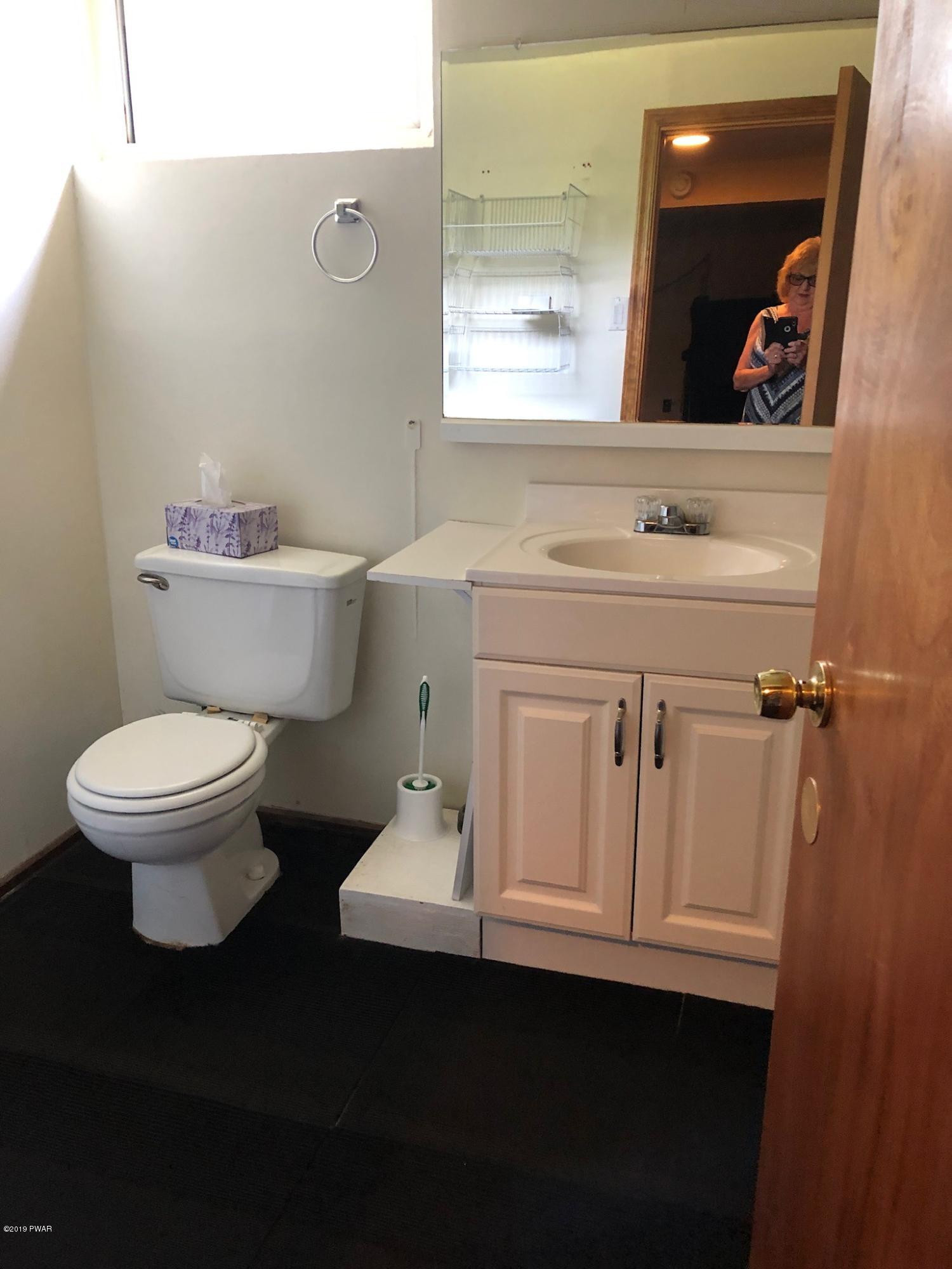 191 Rt 590 Greeley, PA 18425 - Photo 25 of 32