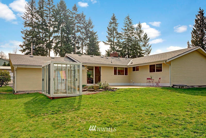 11036 Southeast 186th Street Renton, WA 98055 - Photo 10 of 18