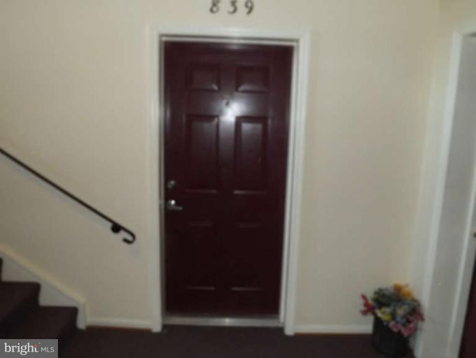 839 Deering Road, Unit 8H Pasadena, MD 21122 - Photo 18 of 18 Exterior Front Door