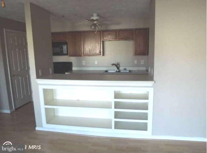 839 Deering Road, Unit 8H Pasadena, MD 21122 - Photo 5 of 18 Kitchen