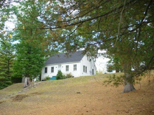 525 Englewood Road Middlesboro, KY 40965 - Photo 1 of 1 Primary Photo