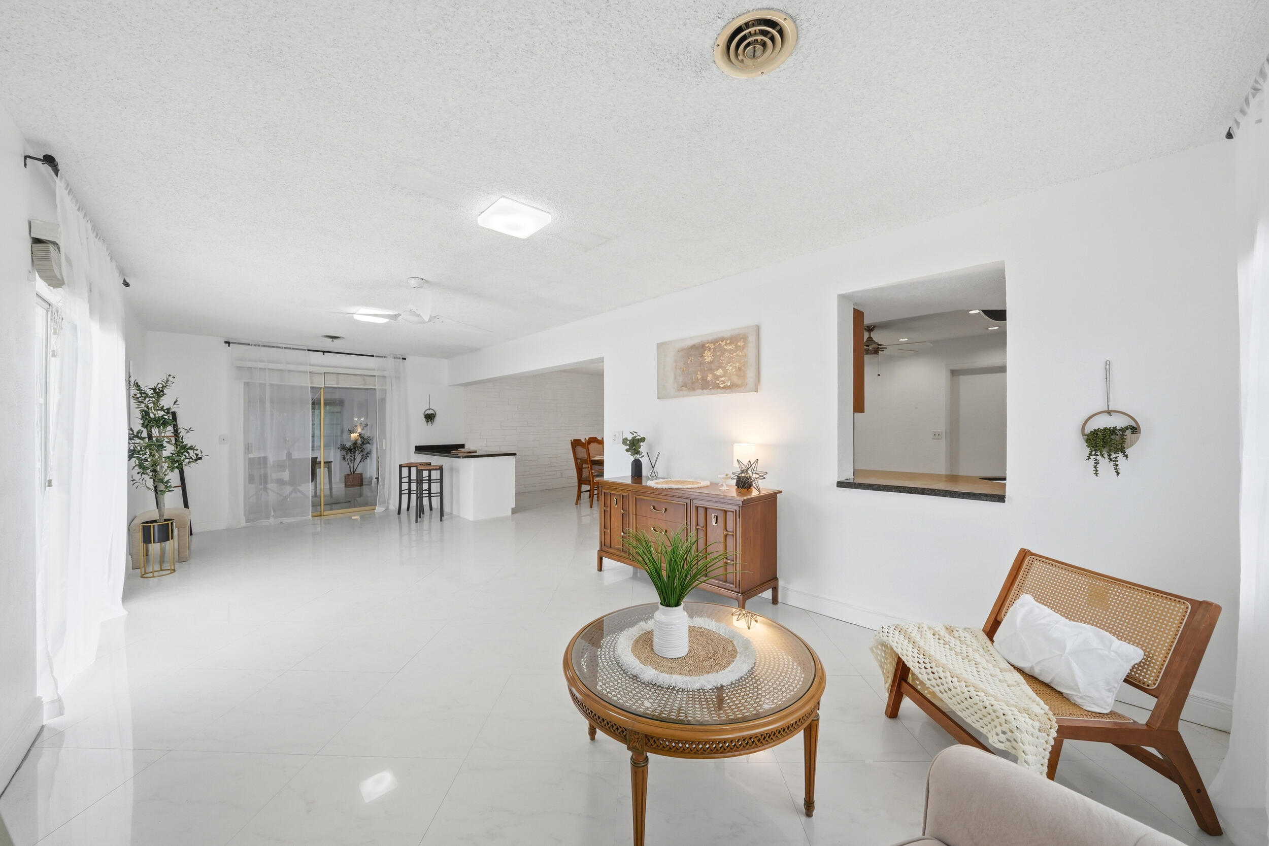 5501 Monroe Street Hollywood, FL 33021 - Photo 26 of 31 104