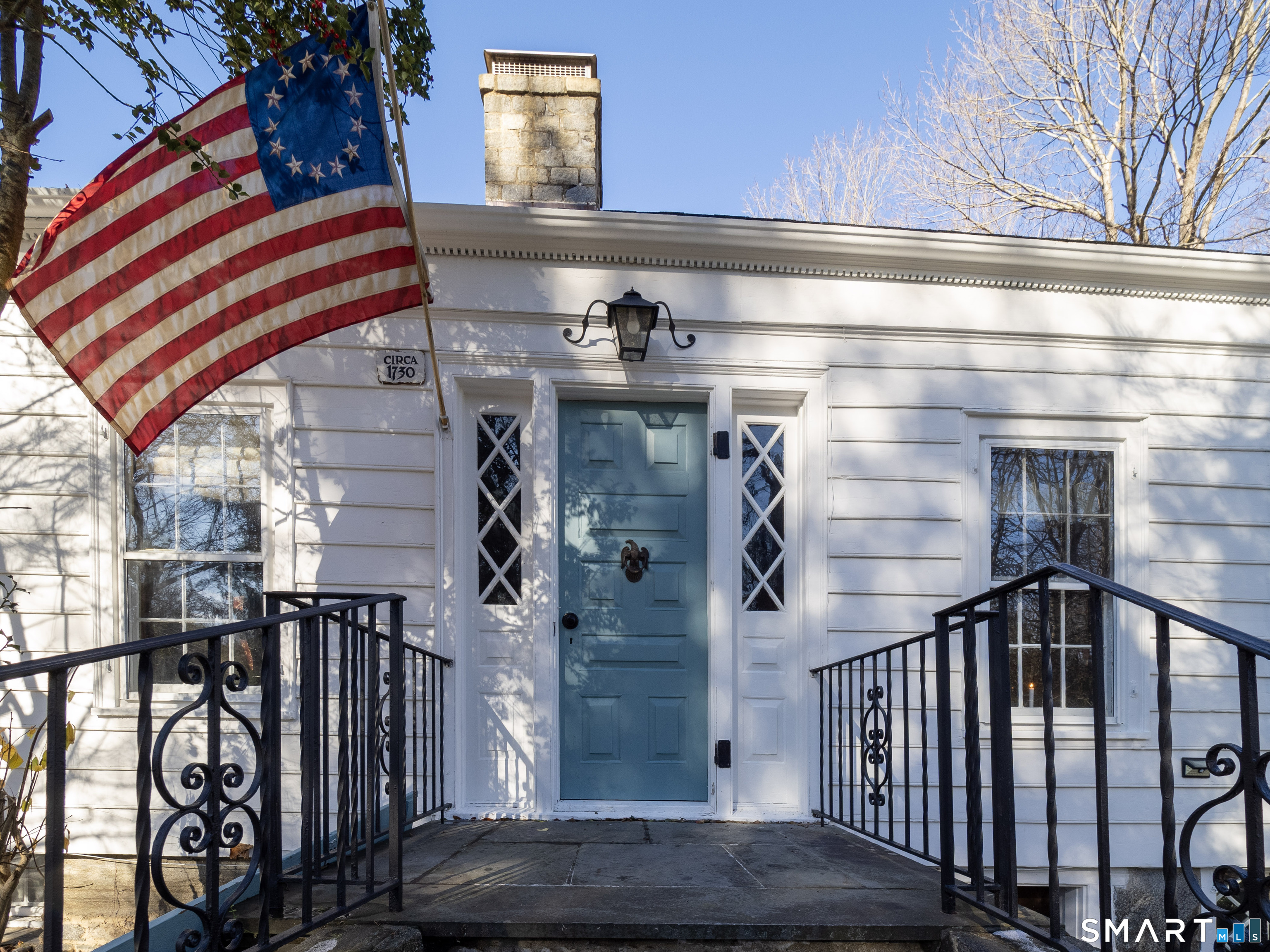 320 North Salem Road Ridgefield, CT 06877 - Photo 2 of 25 a close view of stair