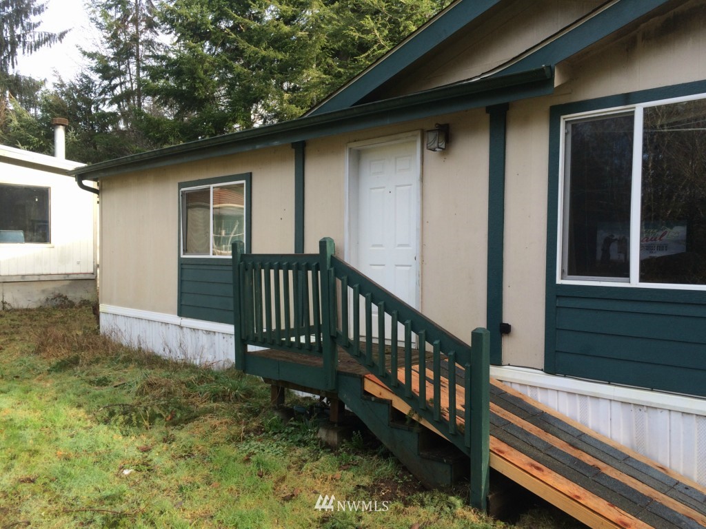 159 North River Road Cosmopolis, WA 98537 - Photo 2 of 5 Gallery Image 2