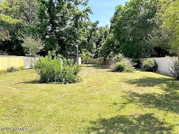 $1,500 | 206 Terry Drive, Lafayette, LA 70501