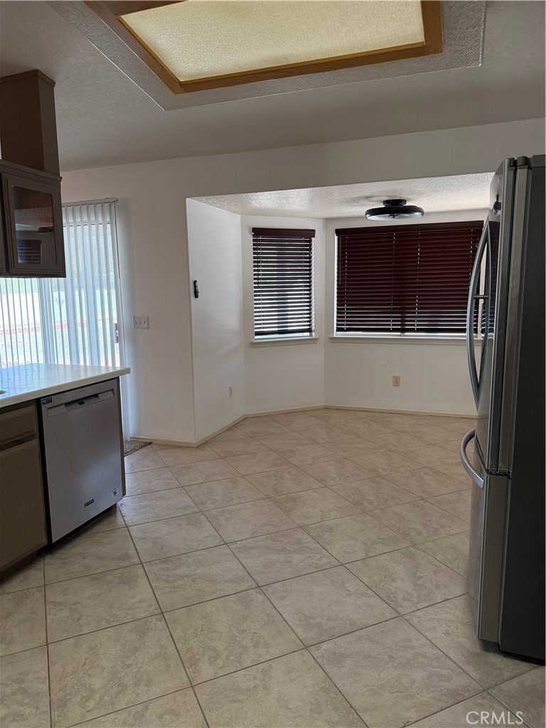 14355 Bochee Road Apple Valley, CA 92307 - Photo 8 of 12