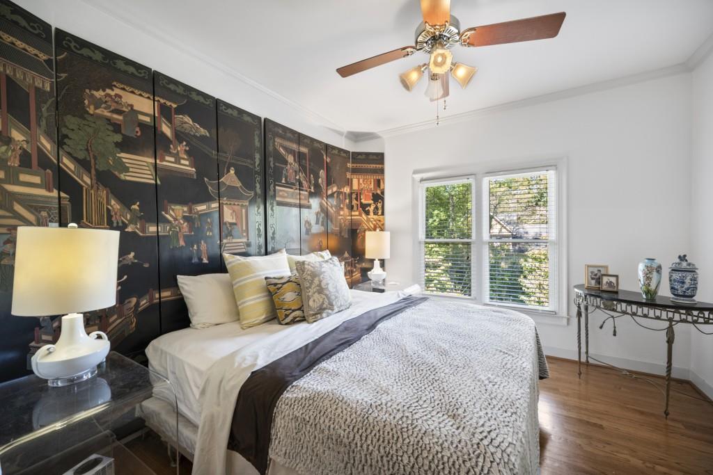 988 Grantham Way Southwest Marietta, GA 30064 - Photo 19 of 51 a bedroom with a bed and window