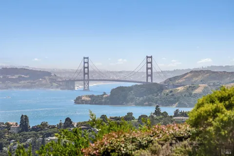 $5,575,000 | 116 Sugarloaf Drive, Tiburon, CA 94920