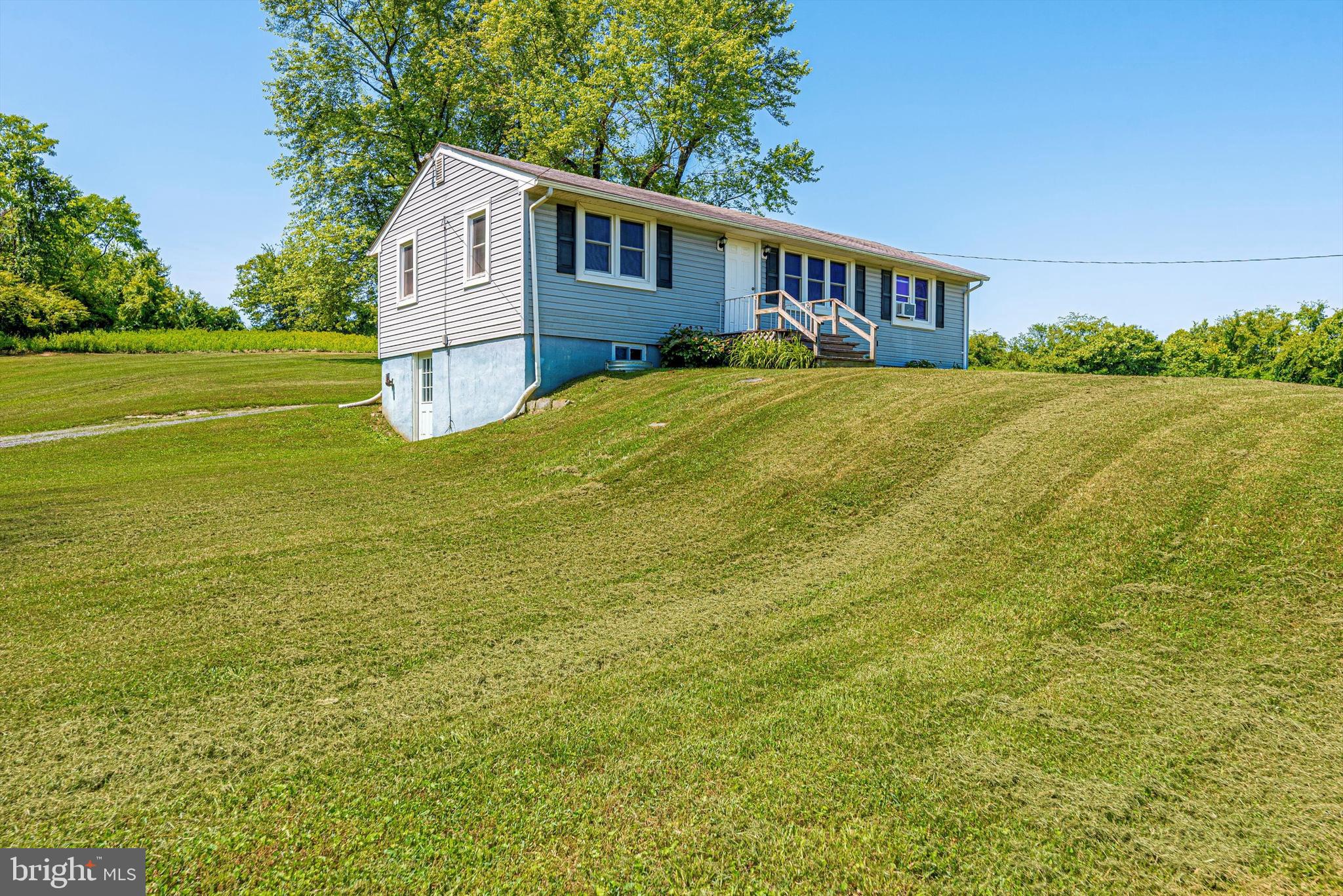 9129 Baltimore Road Frederick, MD 21704 - Photo 4 of 54 Gallery Image 4